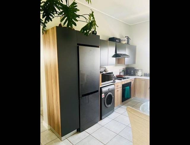 2 BEDROOM PROPERTY TO RENT IN LINBRO PARK